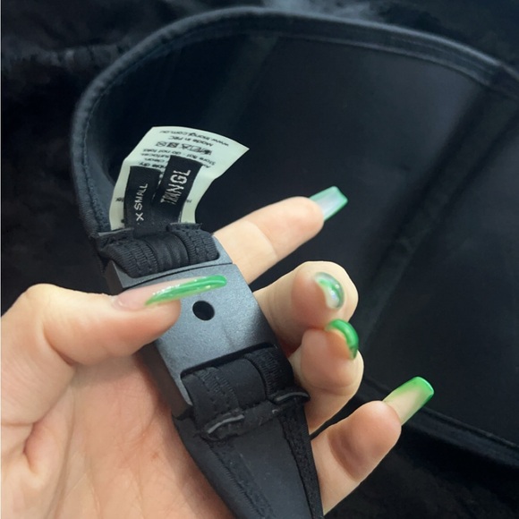 Triangl bikini top/ size x-small - Picture 3 of 3